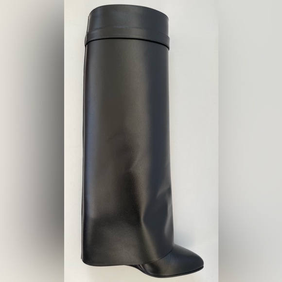 Givenchy Shark Lock Boots in Black Calf Leather size 38.5 - Picture 5 of 14